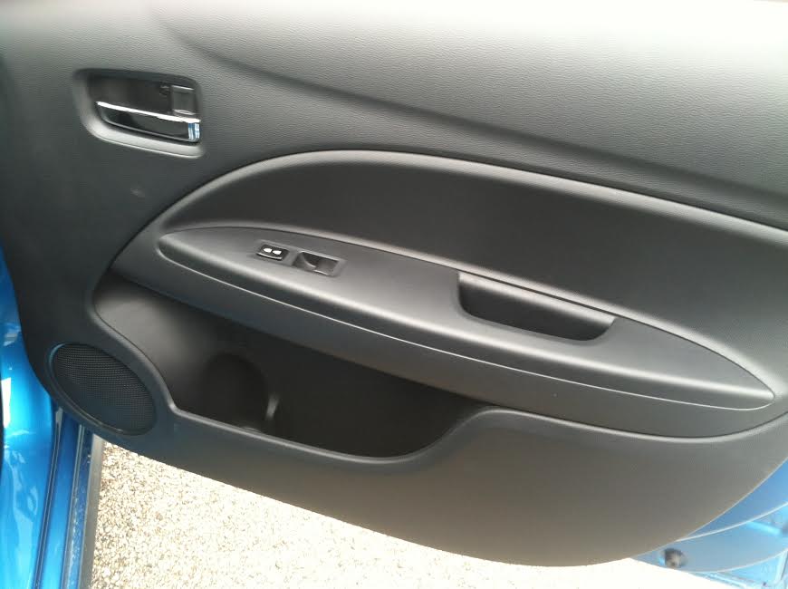 2015 Mitsubishi Mirage_12